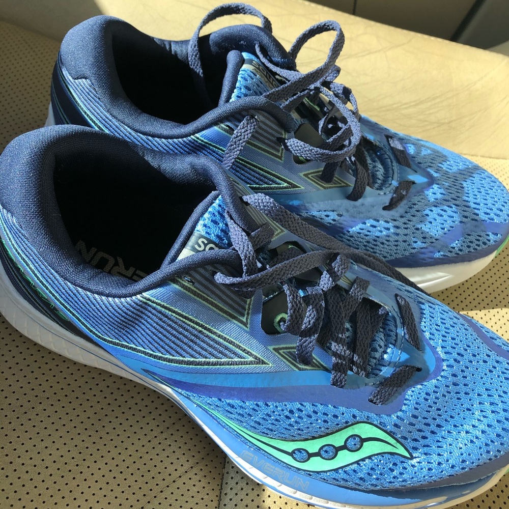 Saucony Kinvara 9 women’s size 7.5